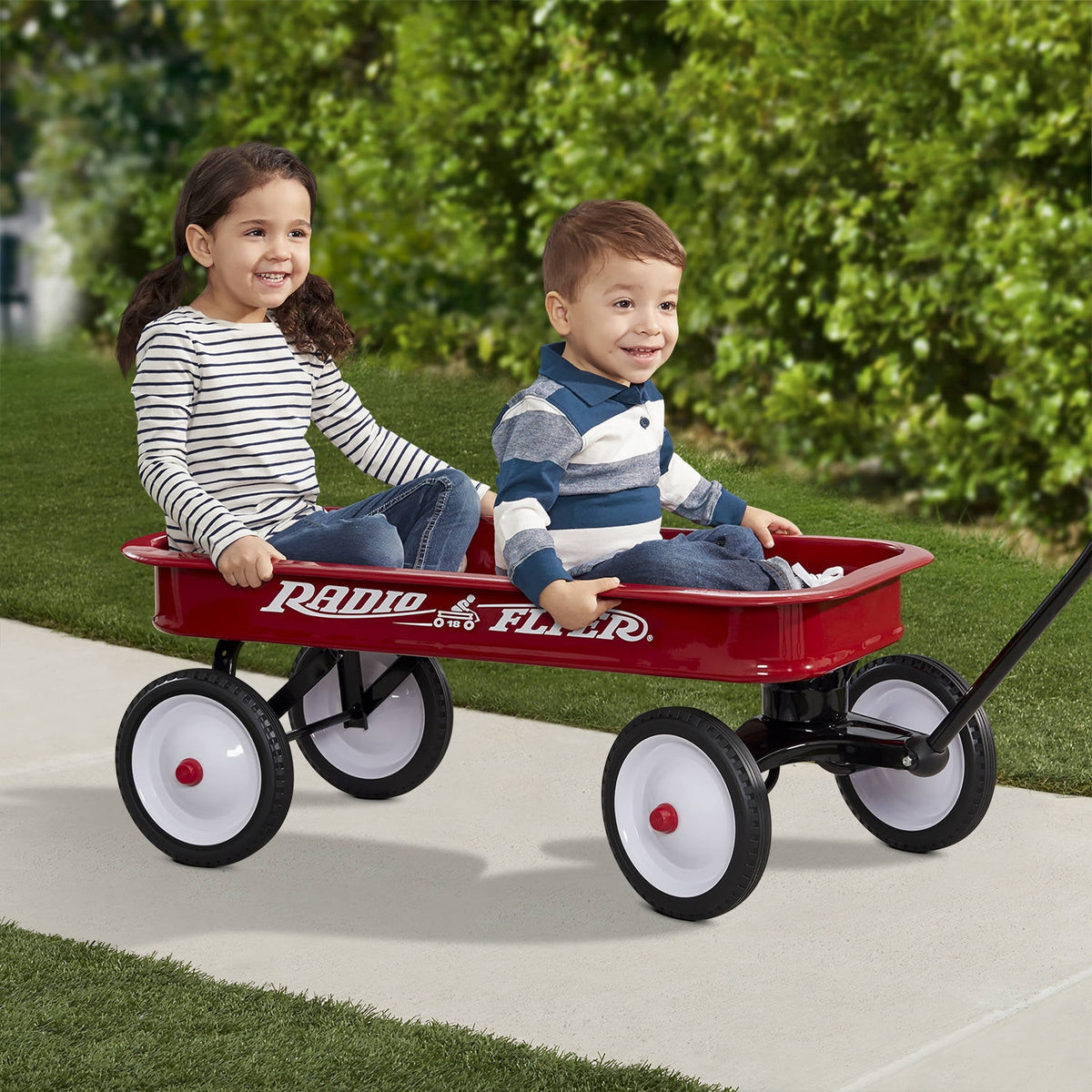 Radio Flyer Classic Red Wagon - image 5 of 6