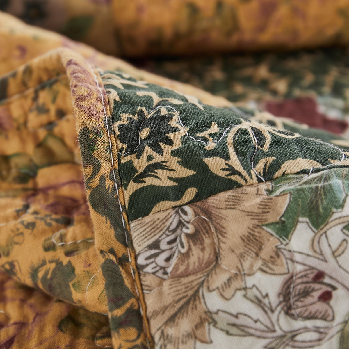 Greenland Home Antique Chic 100% Cotton Patchwork Floral Reversible Oversized Quilt Set - image 4 of 6