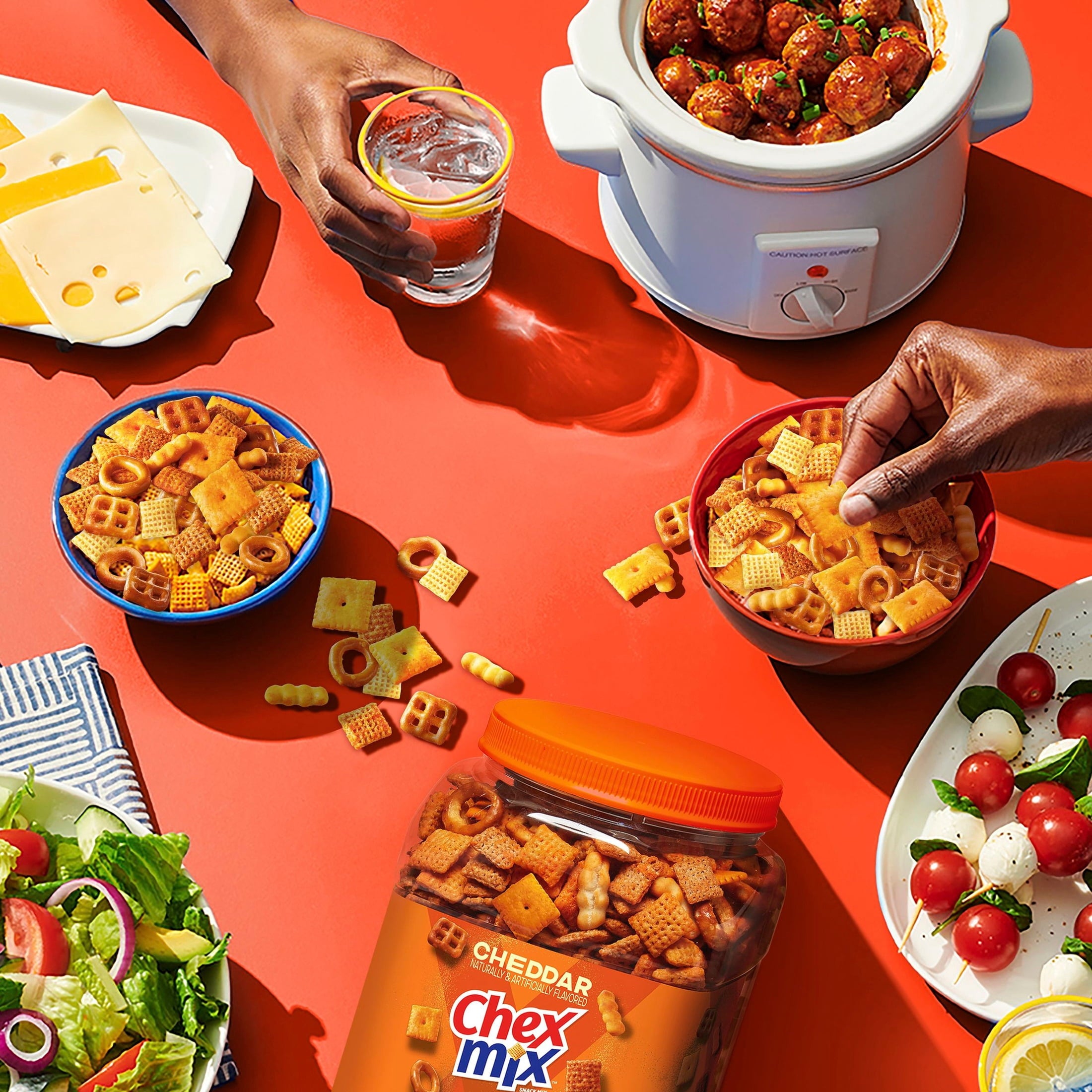 Chex Mix Cheddar Snack Mix, Salty Snacks Tub, 20 oz — grocery product, view 6