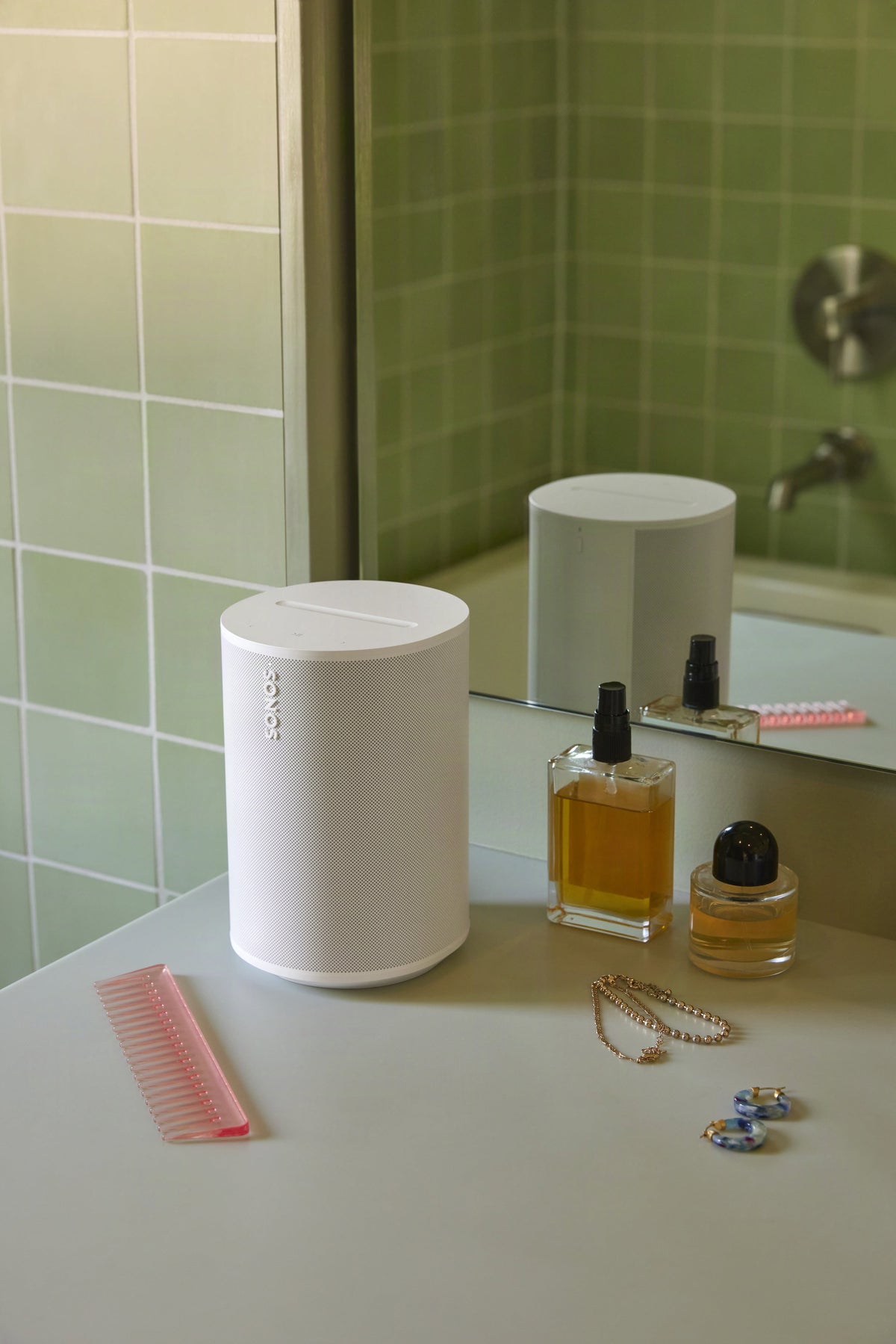Sonos Era 100 SL - Compact Speaker with WiFi, Bluetooth - image 4 of 6